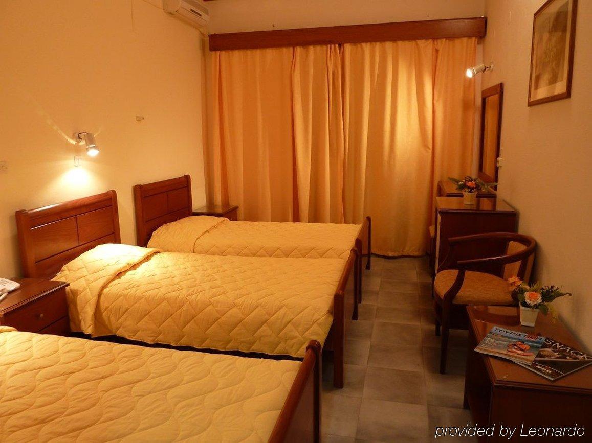 Golden Sands Hotel Agios Georgios  Bilik gambar
